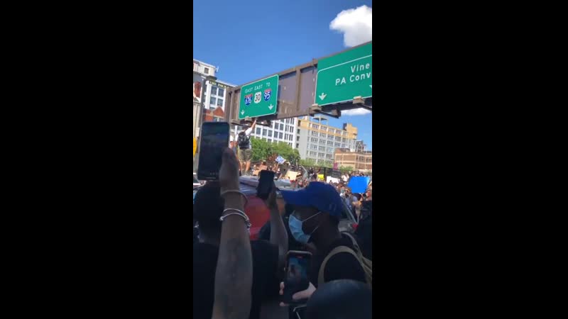 4_5951661114075907803.mp4