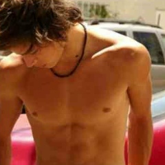 Avan Jogia